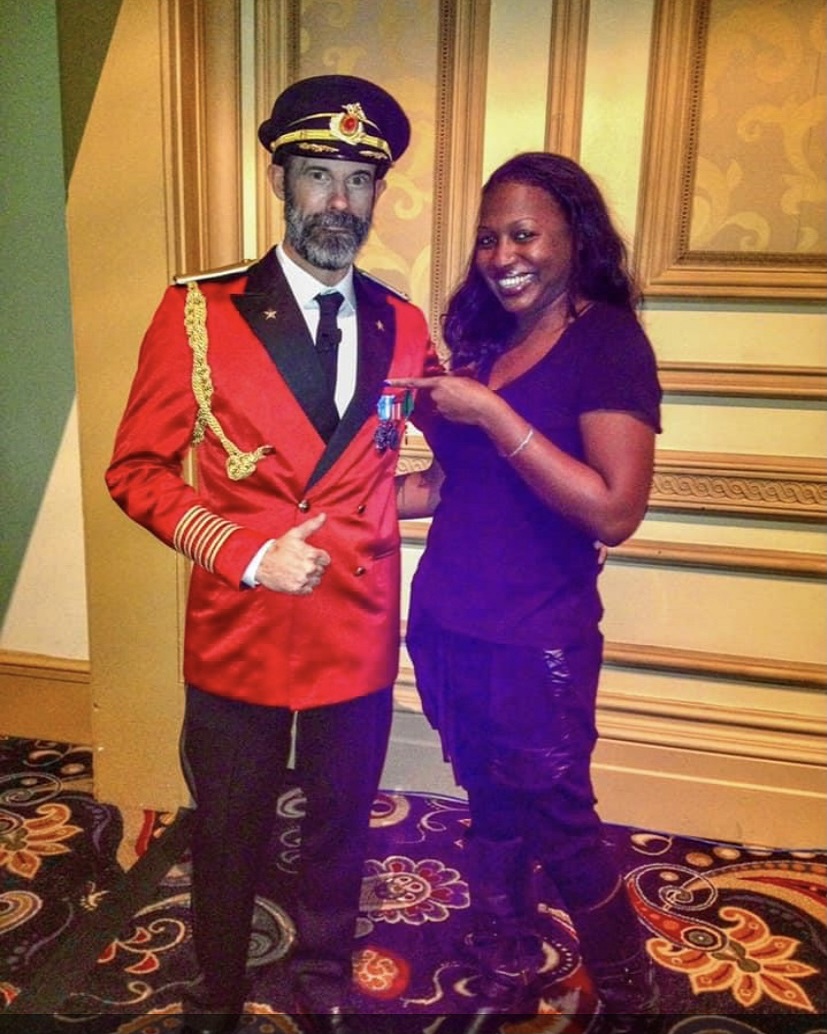 Martine with Captain Obvious from hotels.com